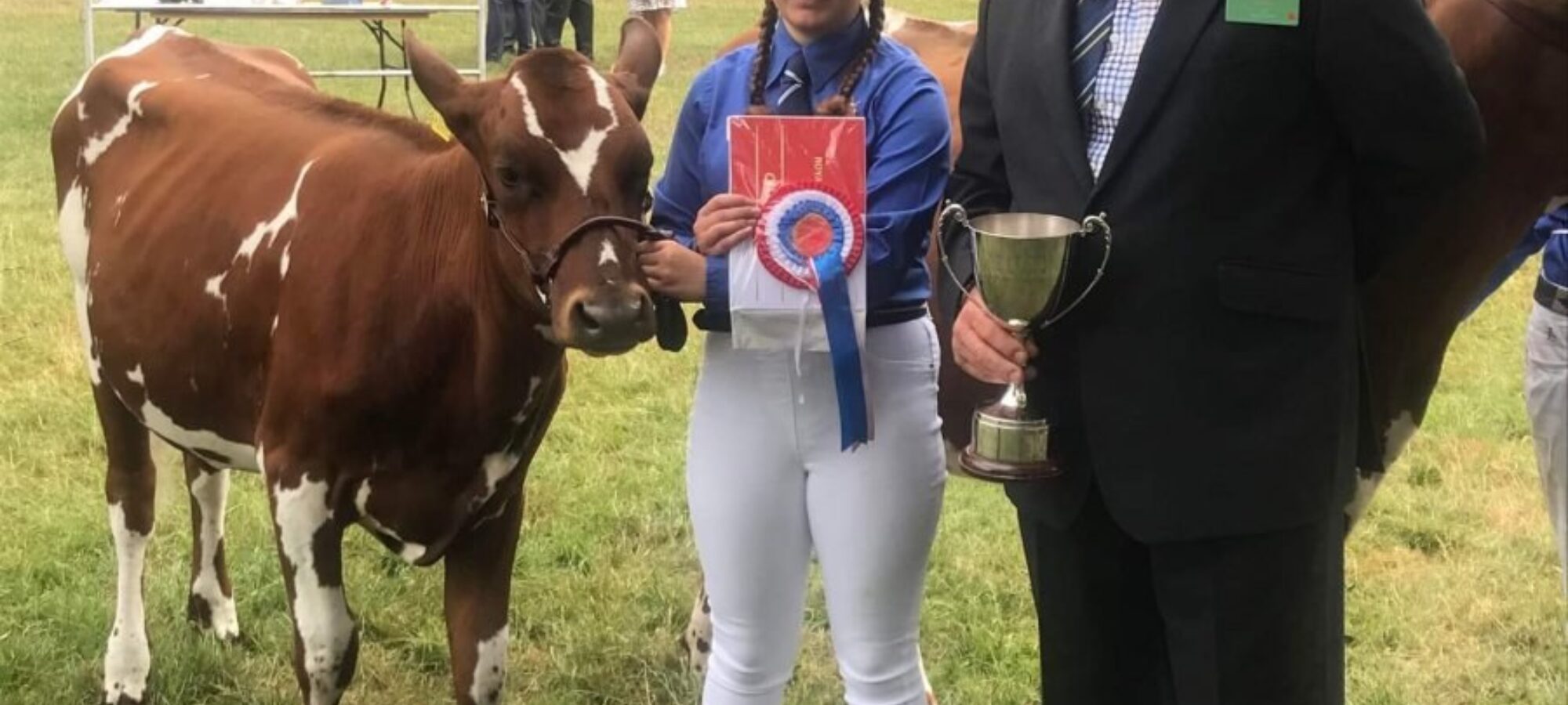 Molly Bolderston - Interbreed Champion Handler